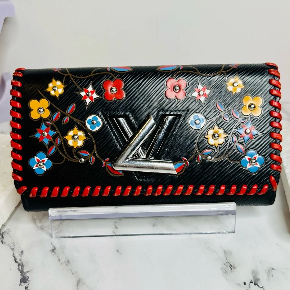 EUC Louis Vuitton Black Epi Leather Portefeuille Floral Twist Long Wallet